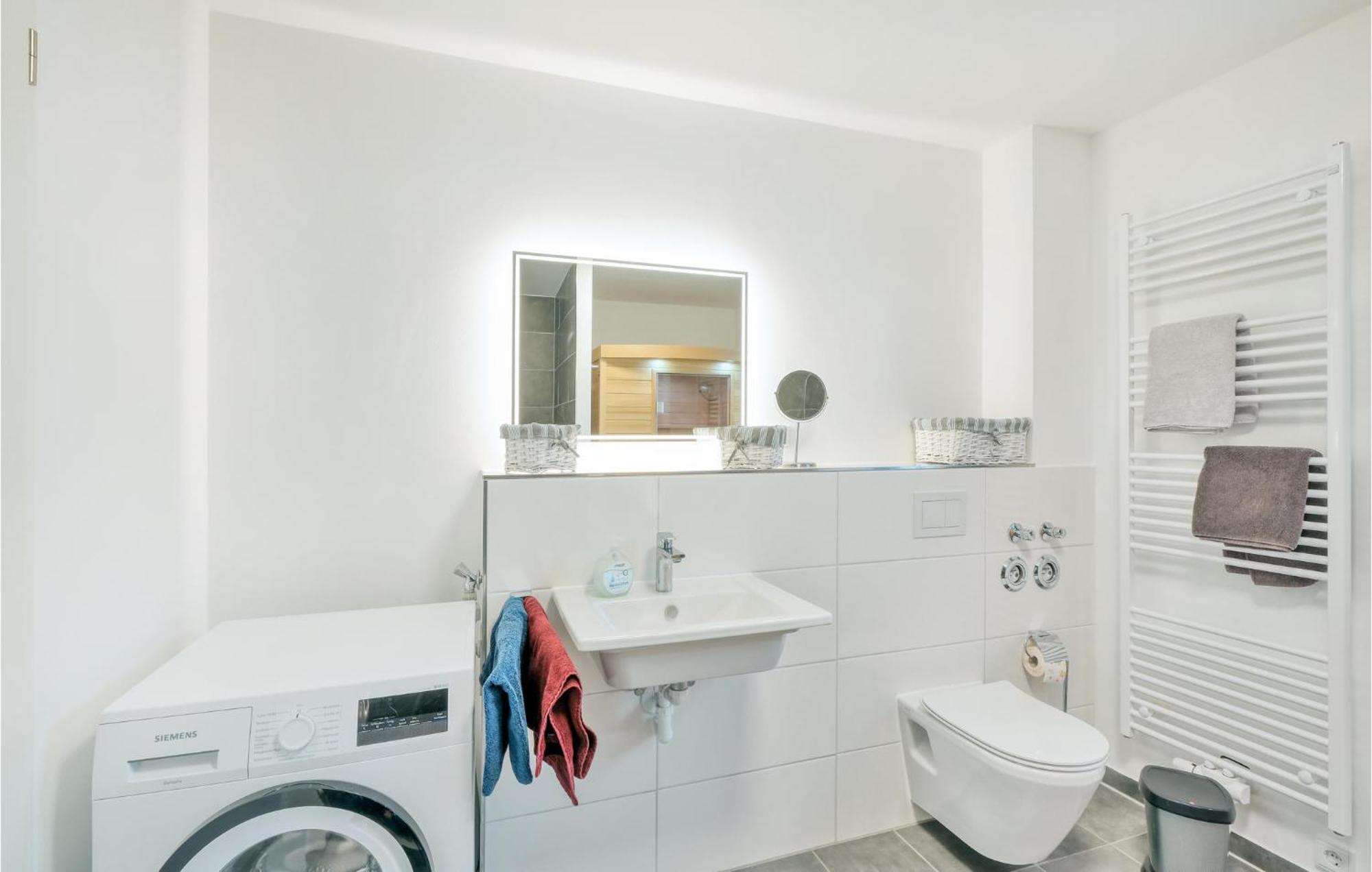 Amazing Home In Tossens With Wifi Buitenkant foto